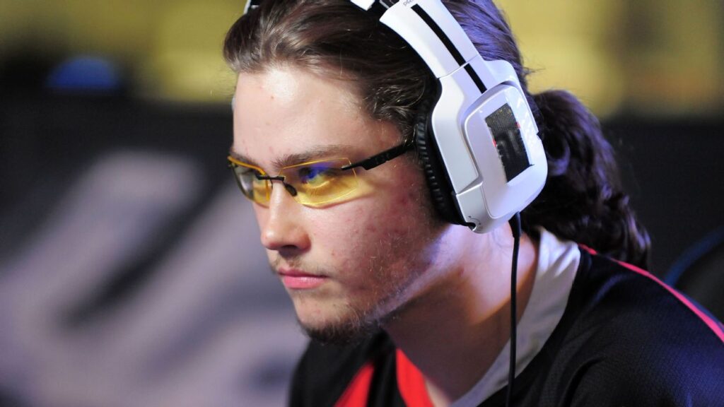 Wizzrobe to Miss FAST FALL$ as Nouns Esports Retracts Free Flight