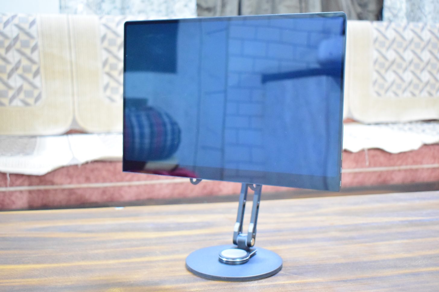 UPERFECT UColor O2 Review: Experience Gaming Like Never Before with a 16-Inch 3K OLED Monitor