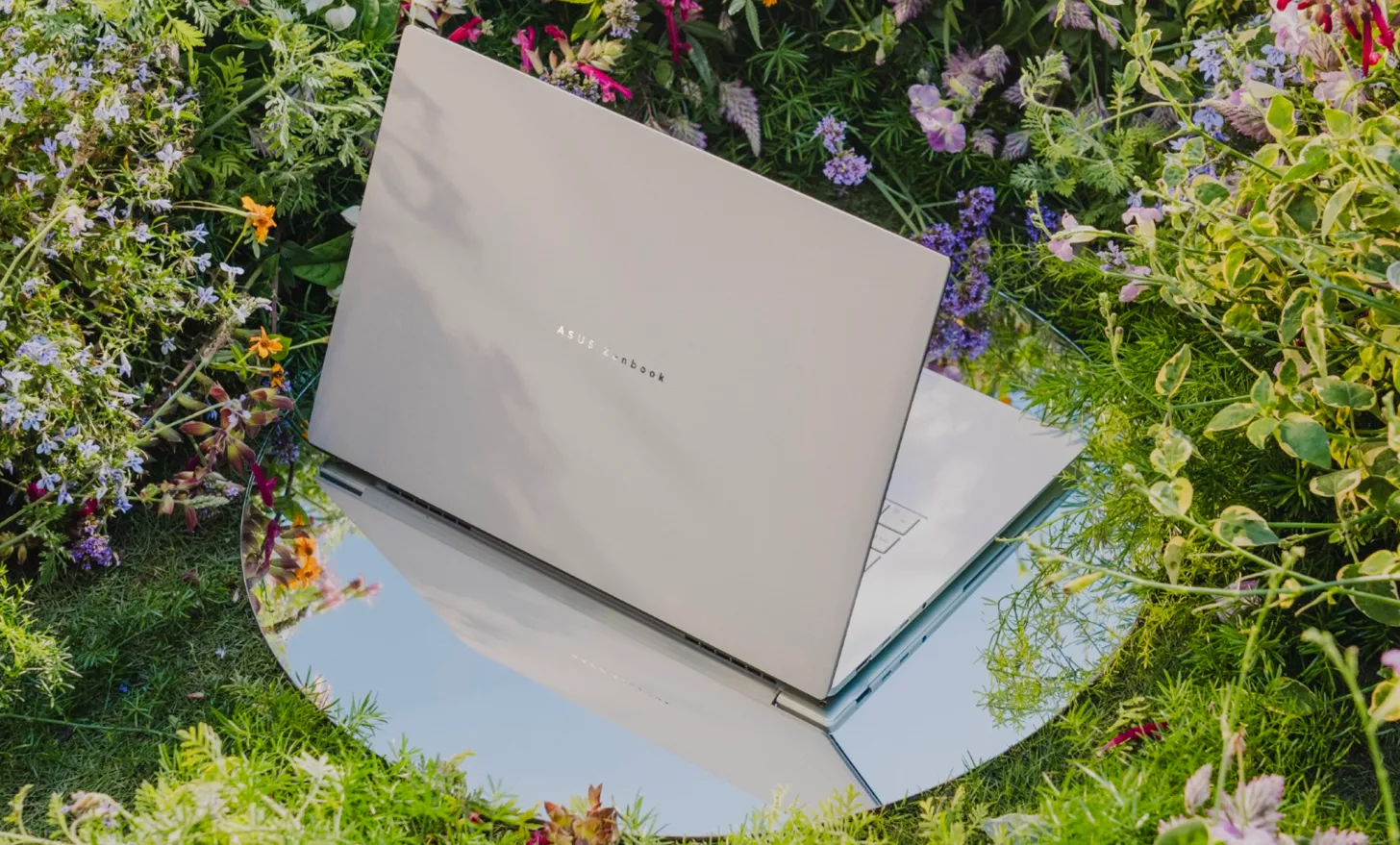 ASUS Unleashes 2026 AMD Laptops Fueled by Ryzen AI 400 & Ryzen AI MAX+: Zenbook to VivoBook With Striking Designs