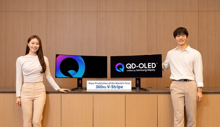 Two people stand beside Samsung QD-OLED displays with a sign reading '360Hz V-Stripe' indicating mass production of this technology.